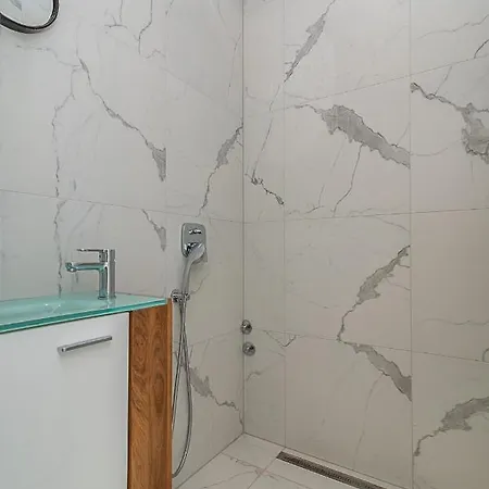 House Vila *