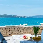 House Villa *